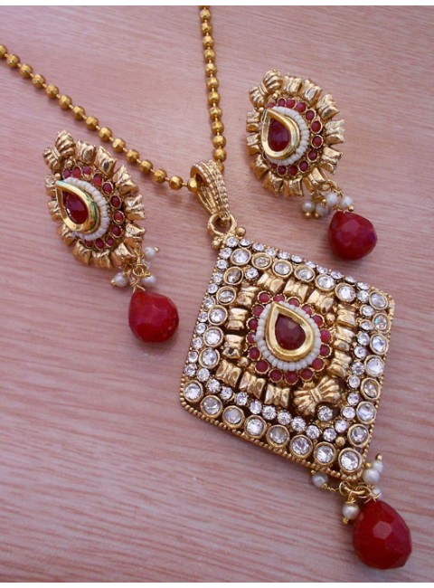 Polki Pendant Set